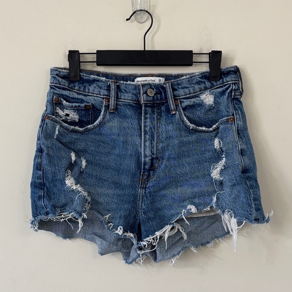 Abercrombie & Fitch Pants - Abercrombie & Fitch The Mom Short High Rise Curve Love Denim Jean Shorts Size 29